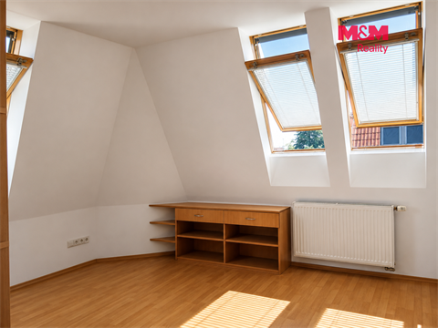 Pronájem bytu 4kk, 104 m² - 4