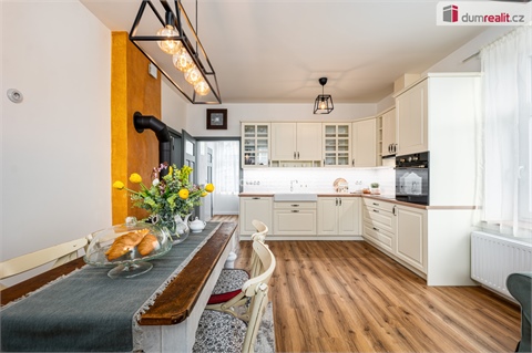Prodej rodinného domu, 140 m² - 6