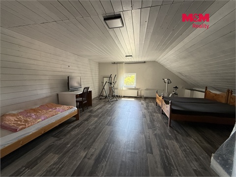 Prodej rodinného domu, 220 m² 14