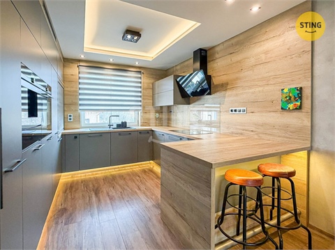 Prodej rodinného domu, 160 m² 2