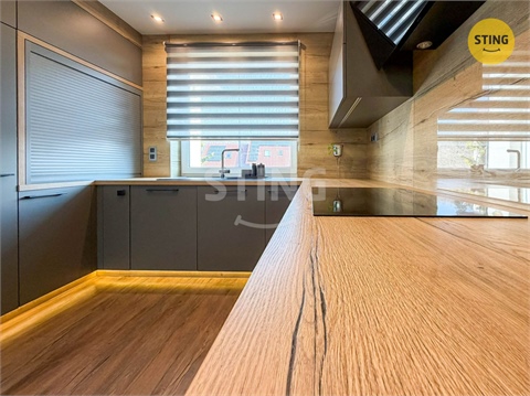 Prodej rodinného domu, 160 m² - 2
