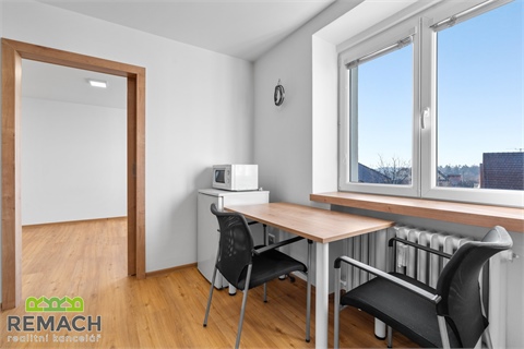 Pronájem bytu 1+1, 31 m² - 6