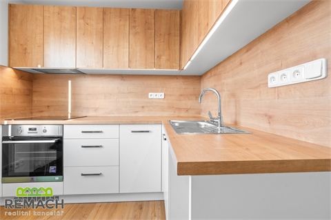 Pronájem bytu 1+1, 31 m² - 4