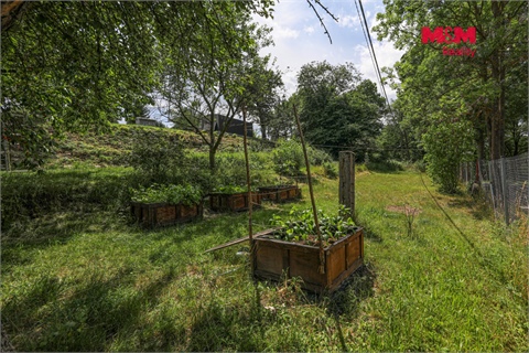 Prodej stavebního pozemku, 1 800 m² 8