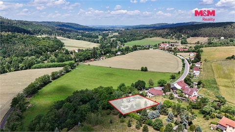 Prodej stavebního pozemku, 1 800 m² 2