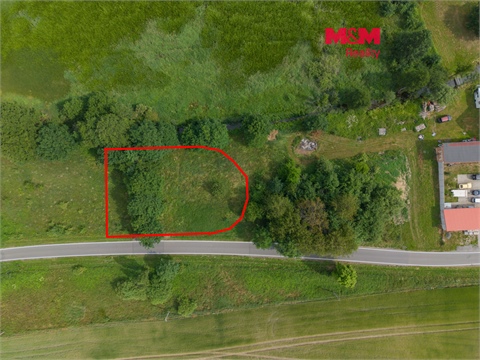 Prodej stavebního pozemku, 975 m² 0