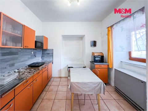Prodej rodinného domu, 450 m² - 4