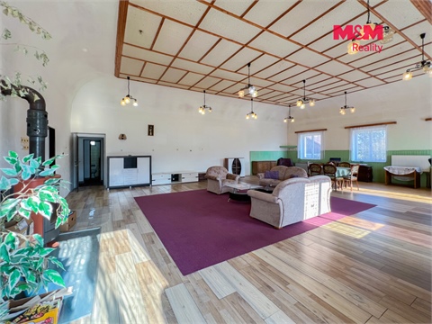 Prodej rodinného domu, 450 m² - 12