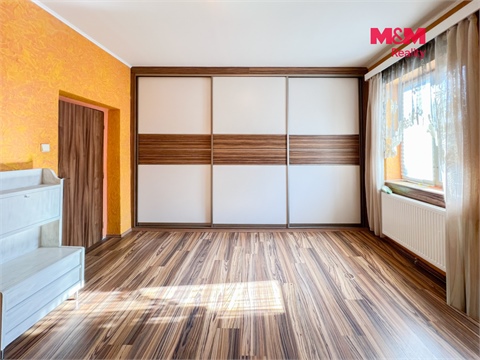 Prodej rodinného domu, 450 m² 4