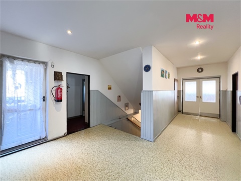 Prodej rodinného domu, 450 m² - 24