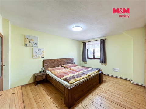 Prodej rodinného domu, 271 m² 14