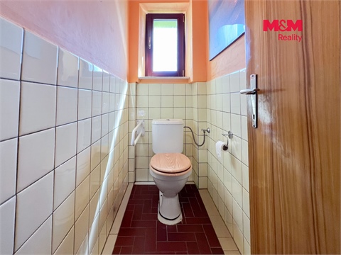 Prodej rodinného domu, 271 m² 24