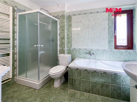 Prodej rodinného domu, 271 m² 18