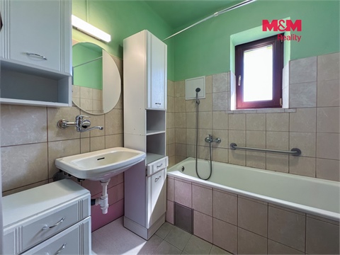 Prodej rodinného domu, 271 m² - 22
