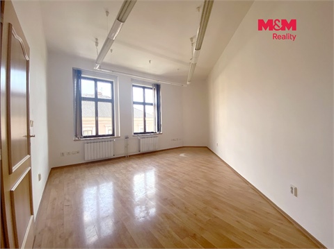 Pronájem obchodních prostor, 114 m² - 2