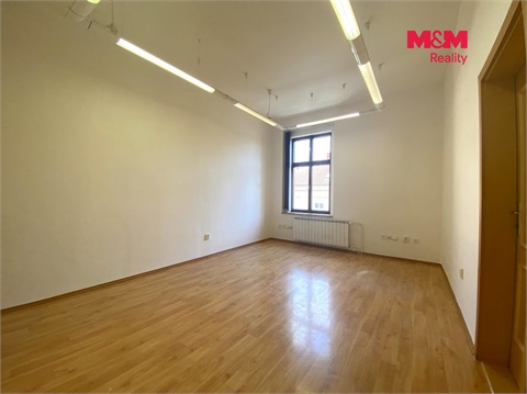 Pronájem obchodních prostor, 114 m² 4