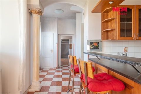 Prodej rodinného domu, 190 m² - 6