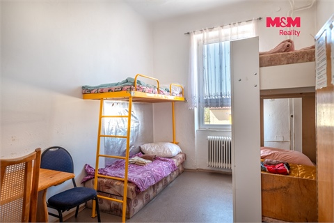 Prodej komerčního objektu, 1 121 m² 20