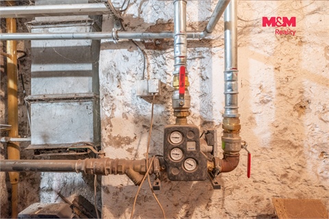 Prodej komerčního objektu, 1 121 m² - 24