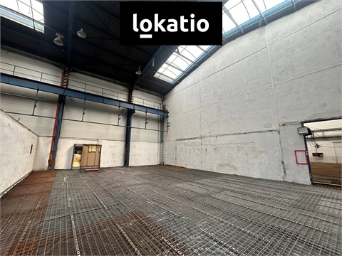 Pronájem výrobního objektu, 862 m² 2
