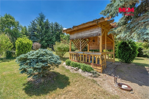 Prodej stavebního pozemku, 1 108 m² 2