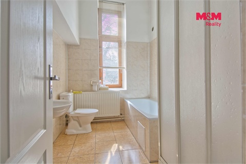 Prodej rodinného domu, 400 m² - 16