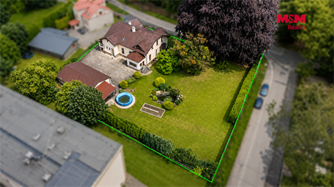 Prodej rodinného domu, 400 m² - 0