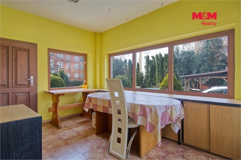 Prodej rodinného domu, 400 m² 16