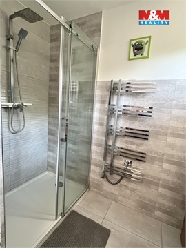 Prodej rodinného domu, 214 m² 26