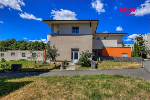 Pronájem obchodních prostor, 30 m² - 0