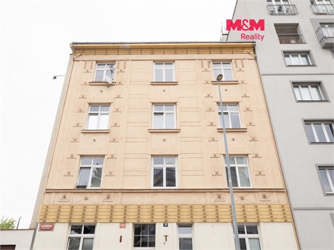 Pronájem bytu 3kk, 104 m² 0