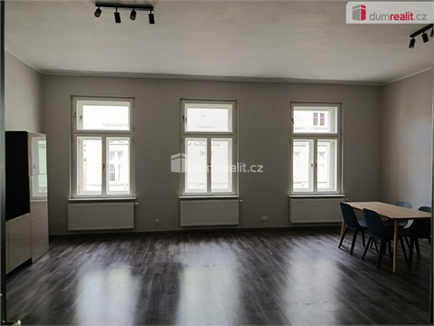 Pronájem bytu 3kk, 92 m² - 4