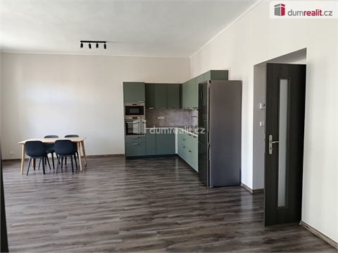 Pronájem bytu 3kk, 92 m² 4