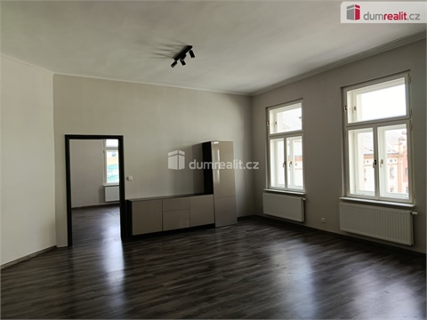 Pronájem bytu 3kk, 92 m² - 6