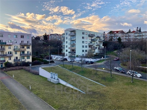 Prodej bytu 2kk, 43 m² 24