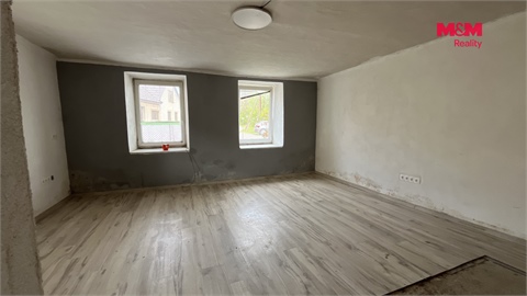 Prodej rodinného domu, 92 m² 2