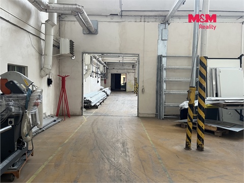 Pronájem skladu / haly, 1 100 m² 10