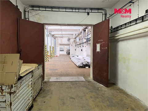 Pronájem skladu / haly, 1 100 m² 28