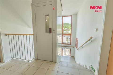 Prodej bytu 4kk, 102 m² - 26