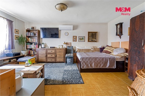 Prodej rodinného domu, 290 m² 10