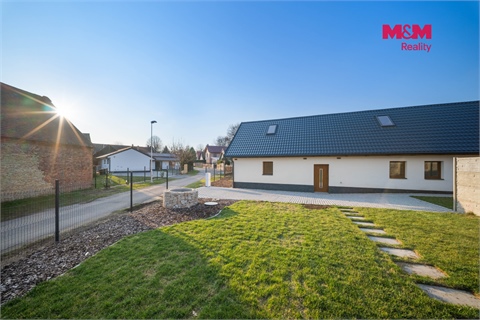 Prodej rodinného domu, 104 m² - 2
