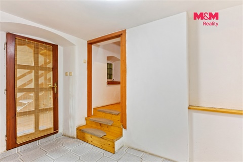Prodej rodinného domu, 376 m² - 14