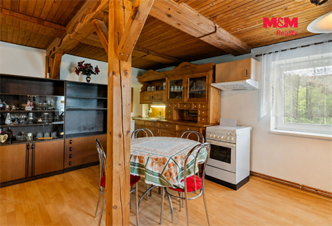 Prodej rodinného domu, 376 m² 14