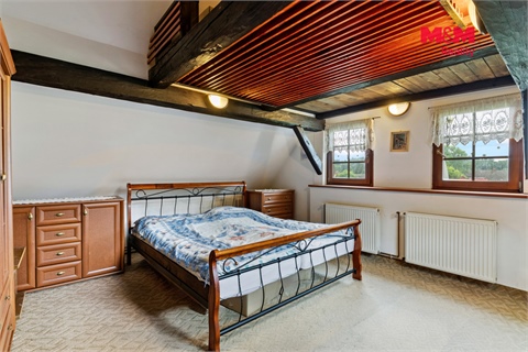 Prodej rodinného domu, 376 m² - 10