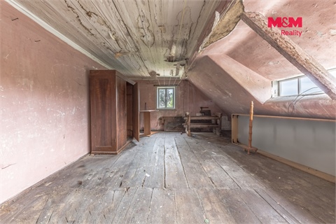 Prodej rodinného domu, 140 m² - 8