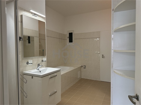 Prodej bytu 4+1, 141 m² 18