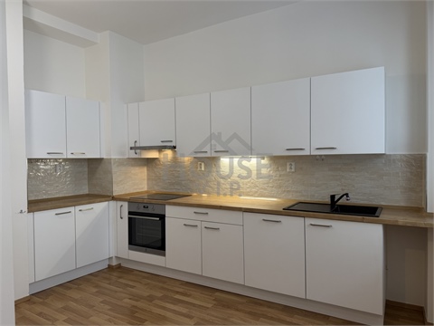 Prodej bytu 4+1, 141 m² - 16