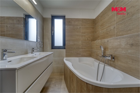 Prodej rodinného domu, 118 m² - 6