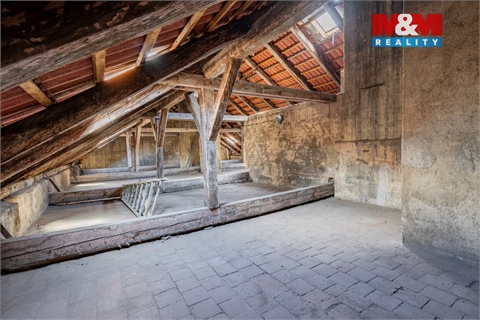 Prodej atypického bytu, 126 m² 10