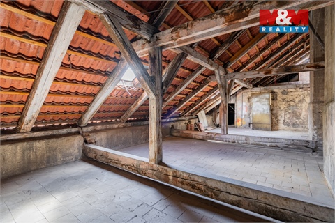 Prodej atypického bytu, 126 m² - 2